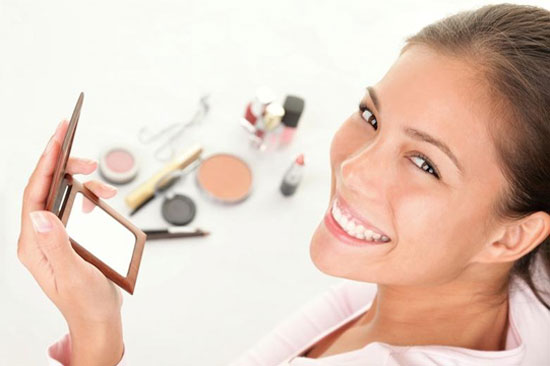 Как сохранить макияж в жару