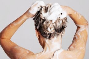 Применение косметики для волос. Широкий ассортимент шампуней для любого типа волос!