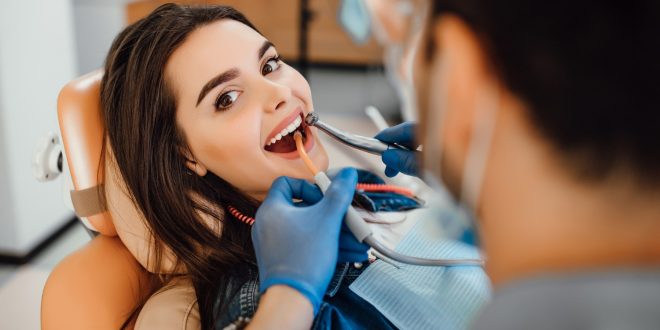 Эстетическая стоматология. Реставрация и наращивание зубов
