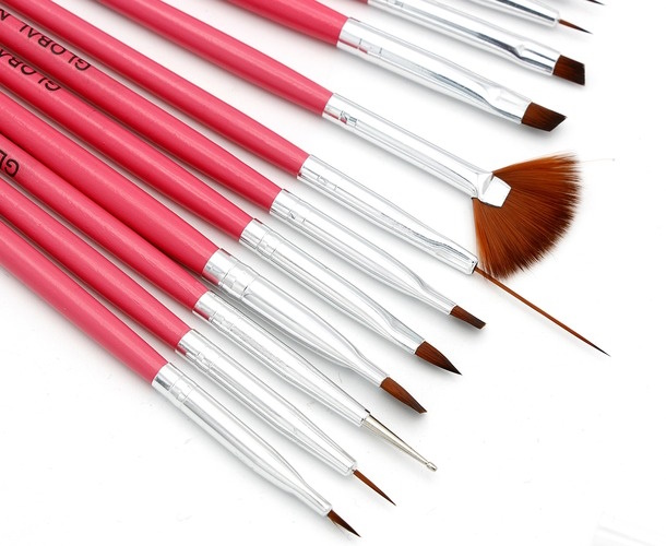 Кисточки для маникюра